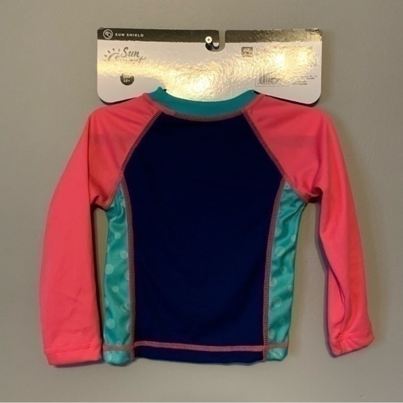NWT. SUN SMART Rashguard - Picture 5 of 5